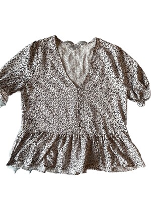 Wishlist Apparel Black And White Floral Ruffle Top Size Medium Boho Romantic