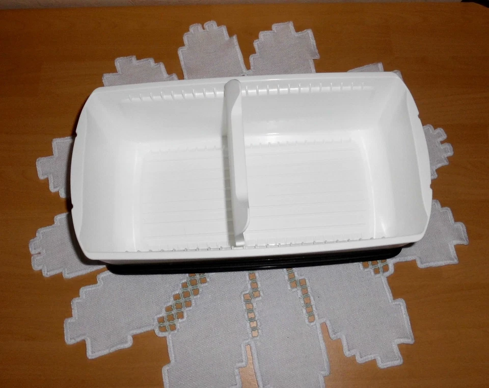 Tupperware Brotmax Junior Condens Controll Brotbehälter Brotkasten * Neuwertig  - Bild 4 von 4