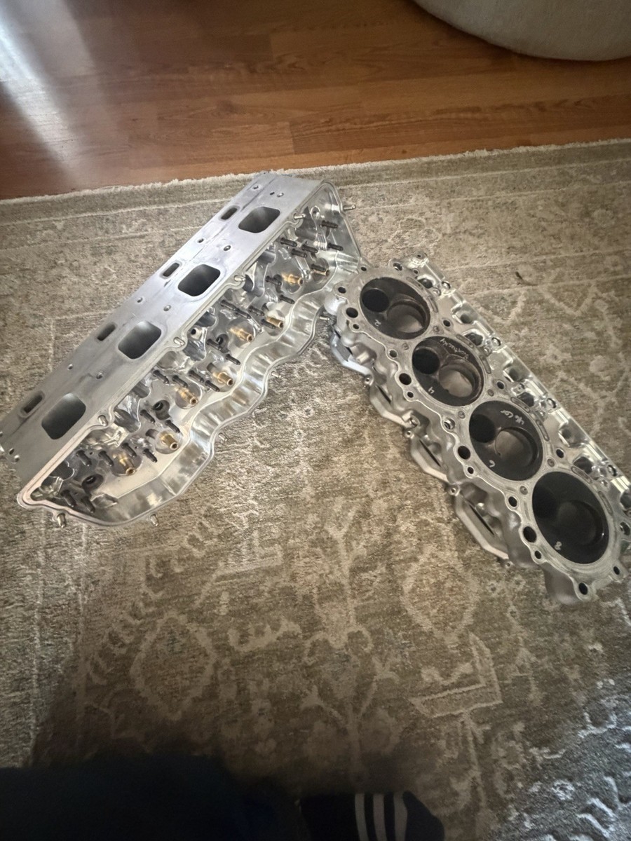 R07 Race Used Cylinder Heads Hendrick Motorsports #46 | eBay