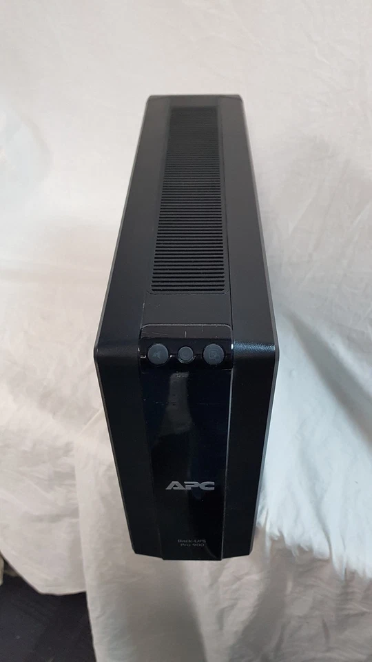 WITHOUT BATTERIES!! APC br900gi Back-UPS Pro (900 VA) - Tower - Image 3 of 4