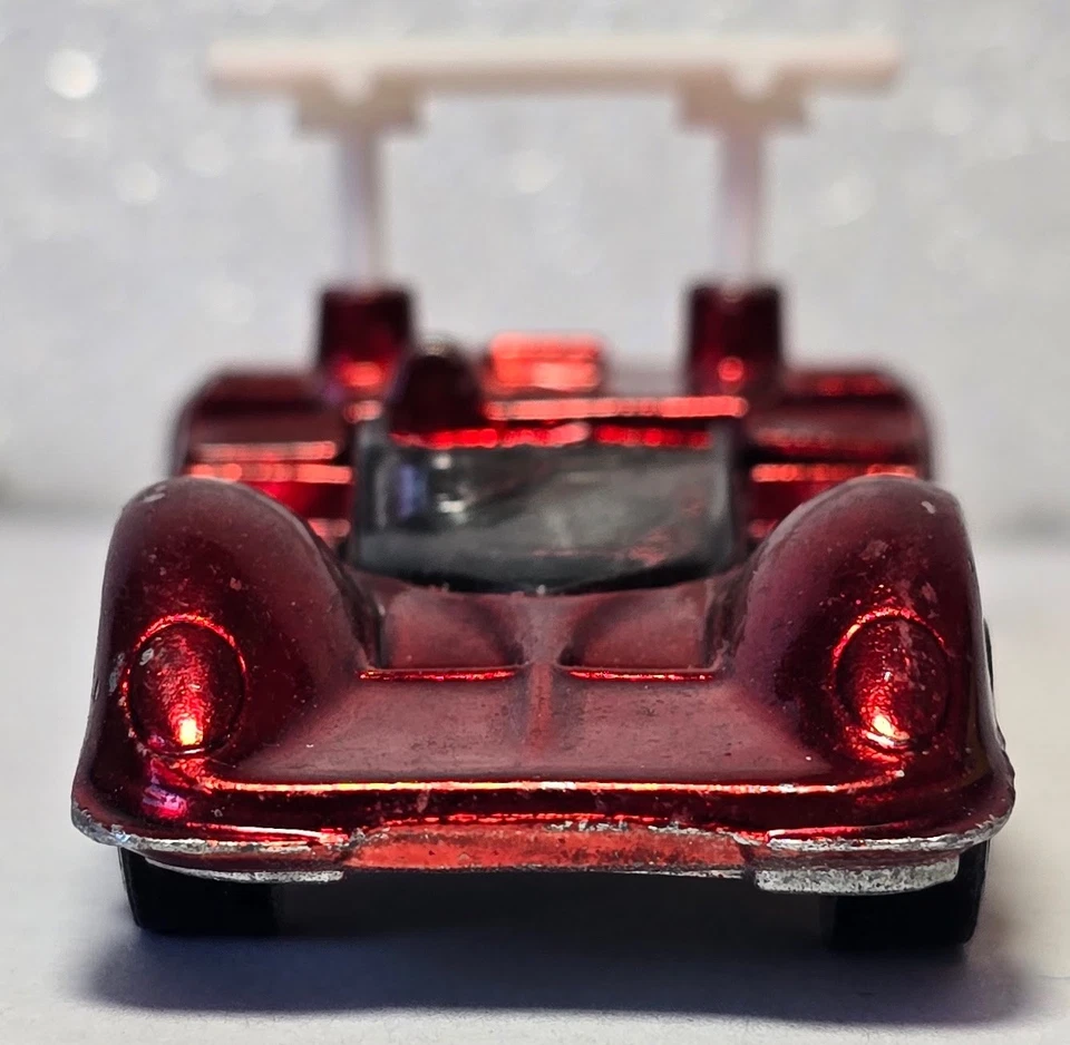 Hot Wheels Redlines Chaparral 2G, Red, 1969 Grand Prix, Made in USA - Image 3 of 4