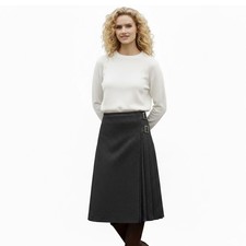Ladies Knee Length Kilt Skirt Desired Length Black Tartan Pleated Kilts