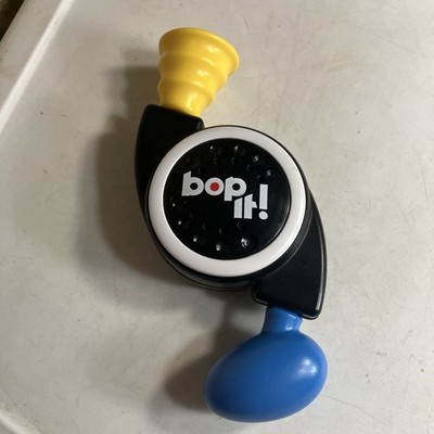 Hasbro Bop It Mini Game
