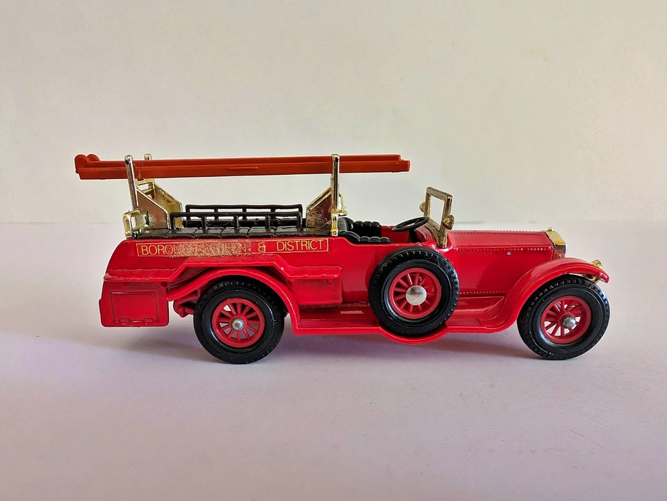Matchbox Models of Yesteryear Y-6 1920 Rolls Royce Fire Engine - Red Wheels - Image 4 of 4