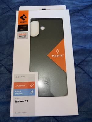 Spigen MagFit AirCushion Schutzhülle Hybrid Polymer für iPhone 17 Abyss Green