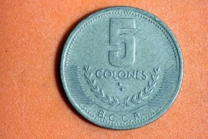 ESTATE FIND 1999 - Costa Rica 50 Colones Coin! #N01245