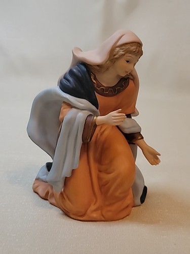 Virgin Mary Mother Kirkland Christmas Nativity Replacement Piece Costco Red Box - Picture 8 of 24
