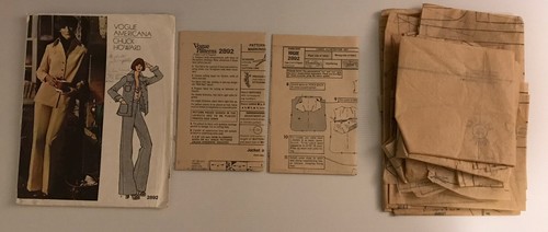 Vogue 2892 Vintage 70s Sewing Pattern by Chuck Howard Jacket Pants Size: 10 - Picture 2 of 11