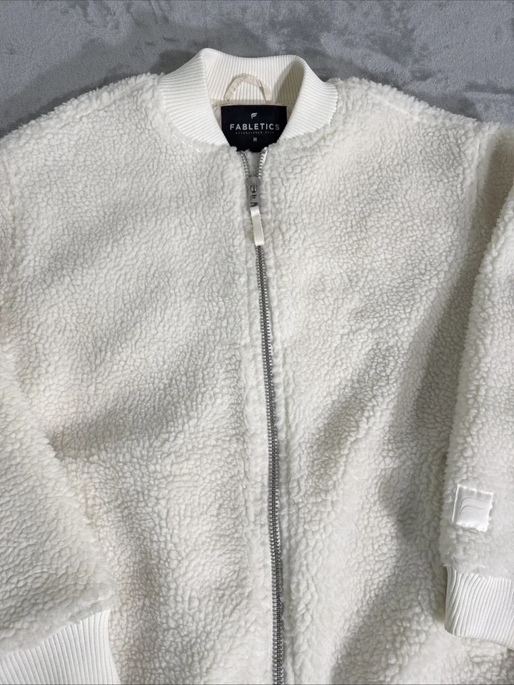 Fabletics Teddy Oversized Bomber Jacket Sz Small White Bone Khloe Sherpa Edition - Image 2 of 4