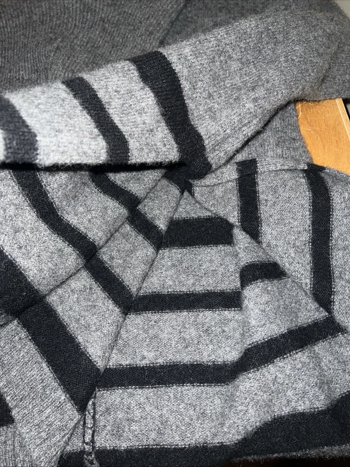 Suéter Tahari Lana/YAk Pelo Poncho Rayas Pullover Bohemio Mujer’s Mediano Foto 4 de 4