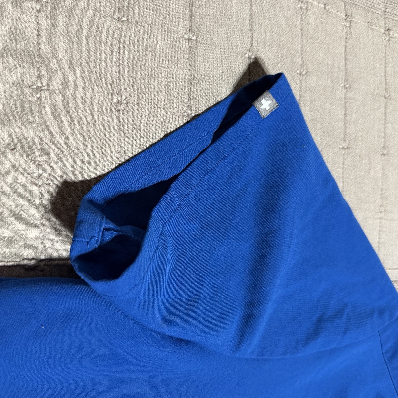 FIGS Blue Solid Scrub Top XL Polyester Rayon Span… - image 3