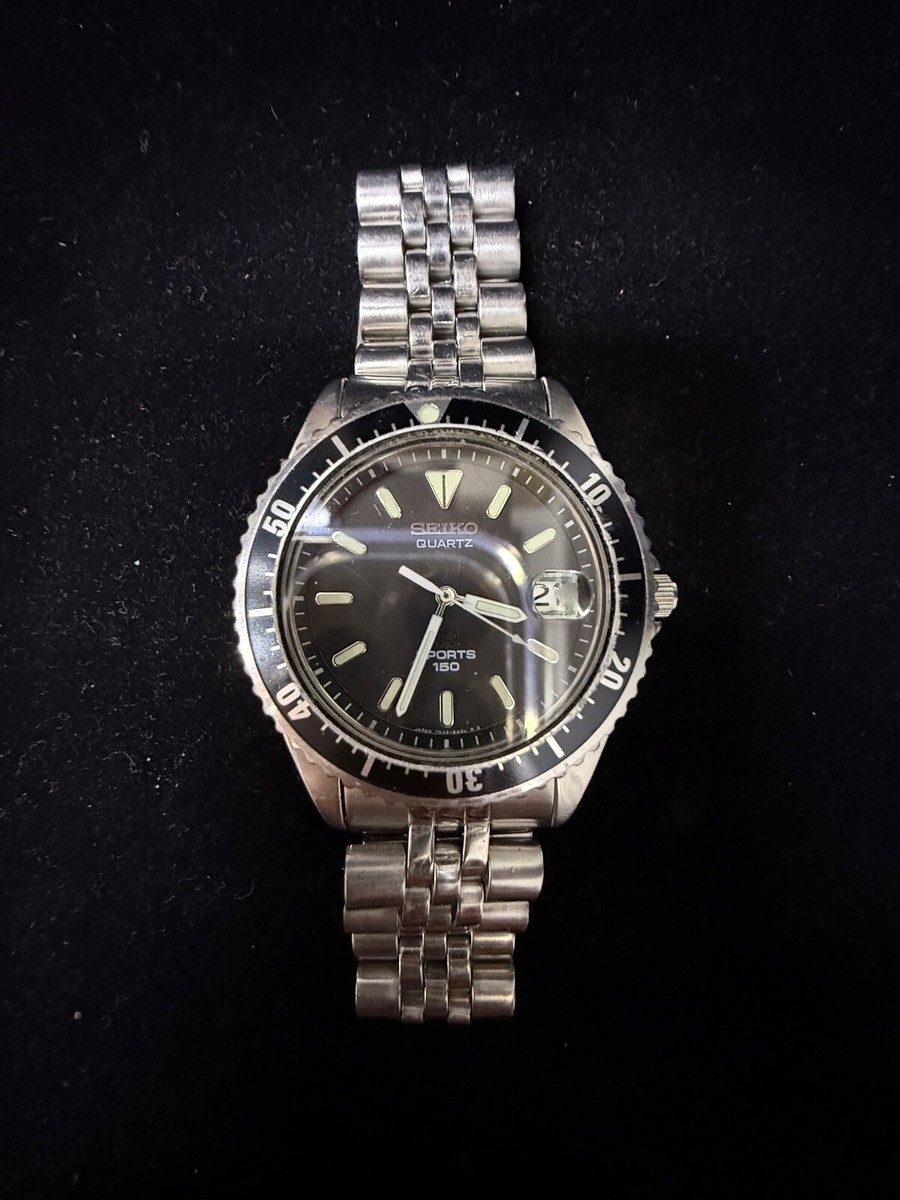 Vintage Seiko Quartz Sports 150 Diver Watch – Rugged and Reliable