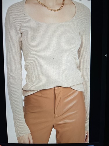 Vince 100% Cashmere Sweater/NWT/XS/ Sold out/$345.00 Plus Tax! - Picture 3 of 8