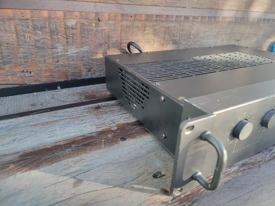 VINTAGE CARVER PM-175 MAGNETIC FIELD POWER AMPLIFIER - Image 3 of 4