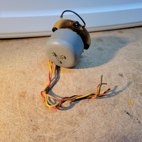 Teac A4010S Take up right motor - Picture 3 of 6