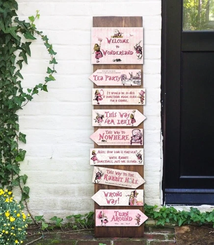 Alice in Wonderland Pink Arrows & Signs Tea Party Decorations