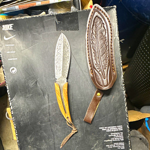 Damascus Steel Throwing Knife Spear Point Full Tang Wood Handle Sheath Hole