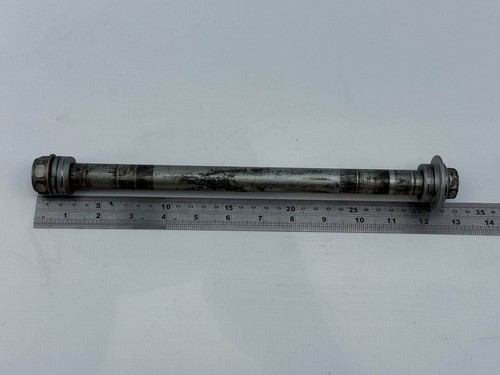 Honda VTR1000F Firestorm Hinterrad Steckachse Achse Rear Axle spindle (2) 02'