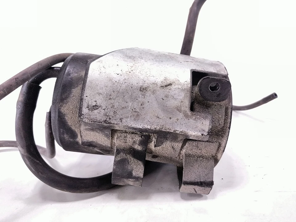 05 Honda RC51 SP2 Evap Emissions Vacuum Canister Pump - Image 4 of 4