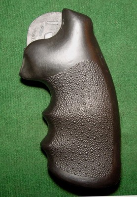 Hogue Monogrip Black Rubber Recoil Absorbing Grips fits COLT PYTHON