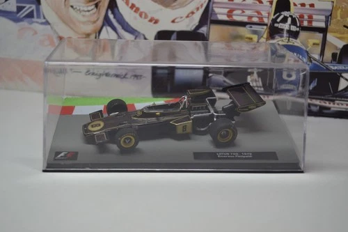 1972 LOTUS 72D - E FITTIPALDI - 1/43 scale model car - PANINI F1 CAR SERIES 05