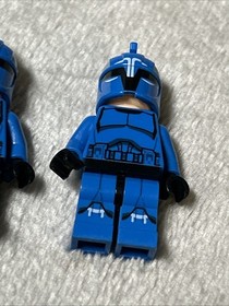 Lot Of 2 LEGO Star Wars Senate Commando Captain Minifigure Sw0613 And Sw0614