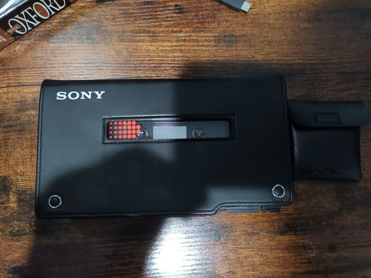 SONY WALKMAN WM-D6 WM-D6C 専用 純正 革ケース ② SONY WALKMAN WM-D6 WM-D6C 専用 純正 革ケース ② SONY WALKMAN