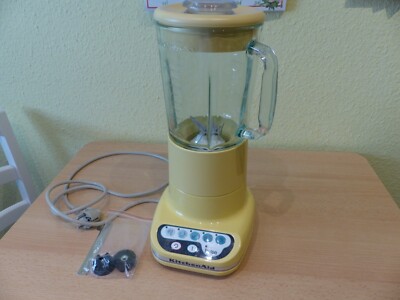 Kitchen Aid Standmixer Typ 5KSB5EMY mit 500 Watt inkl. Ersatzkupplungen Zustand: