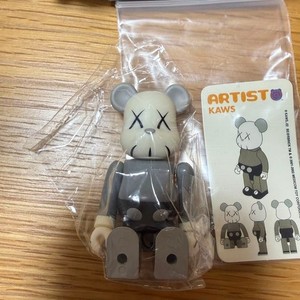 Bearbrick Série 4 Be@rbrick ARTISTE KAWS 100