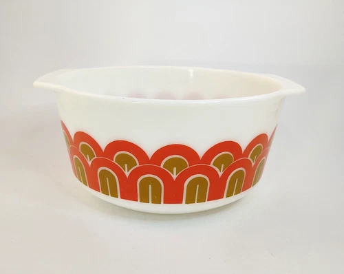 MCM Pyrex Arches 3 Qt Casserole Dish 344 Fish Scale - Orange Gold