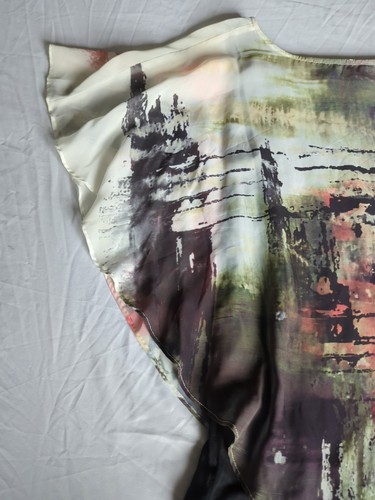 Blusa Poncho Camiseta sin Mangas AGB Talla Mediana Negra Color Mutli - Imagen 6 de 8