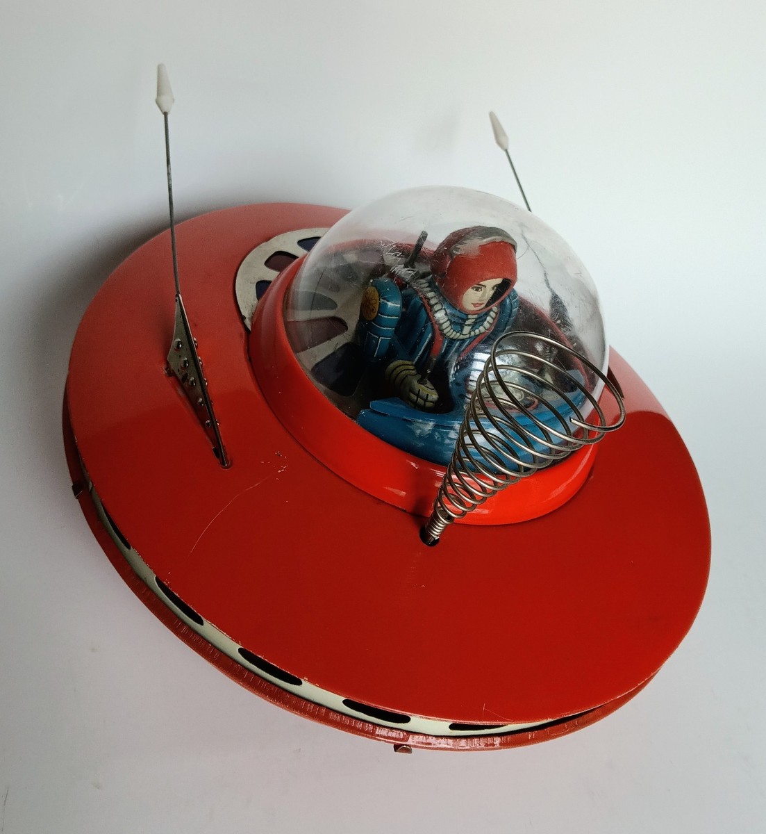 Vintage Yoshiya Japan Flying Saucer 1950's Tin Battery Operated