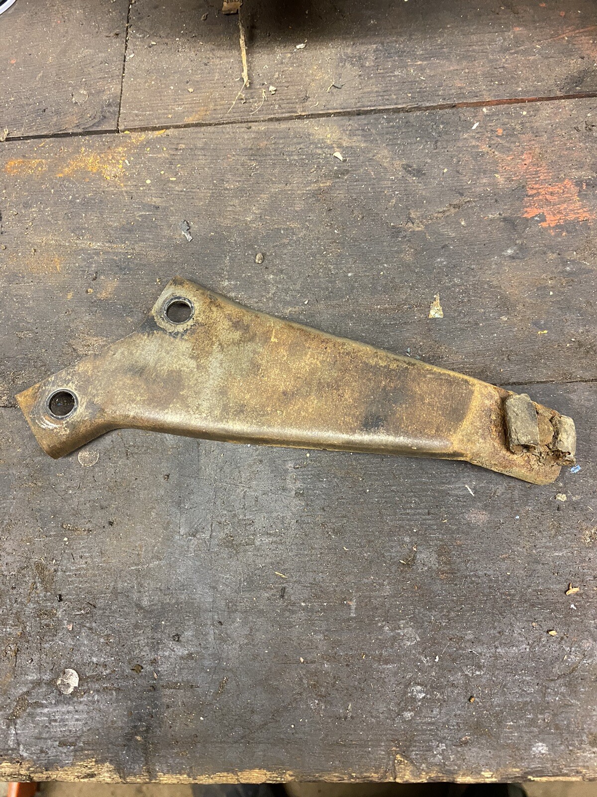 OEM 196772 FORD TRUCK F100 F250 Brake Line Bracket Top Of Steering Box