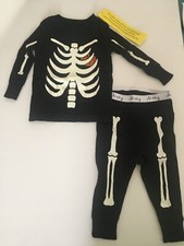 Old navy Glow-in-The-Dark Halloween Snug Fit Cotton PJs 6-12 M Skeleton NWT