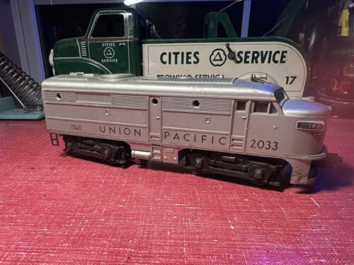 O Scale Lionel Union Pacific 2033 Dummy A Unit Silver - Picture 1 of 6