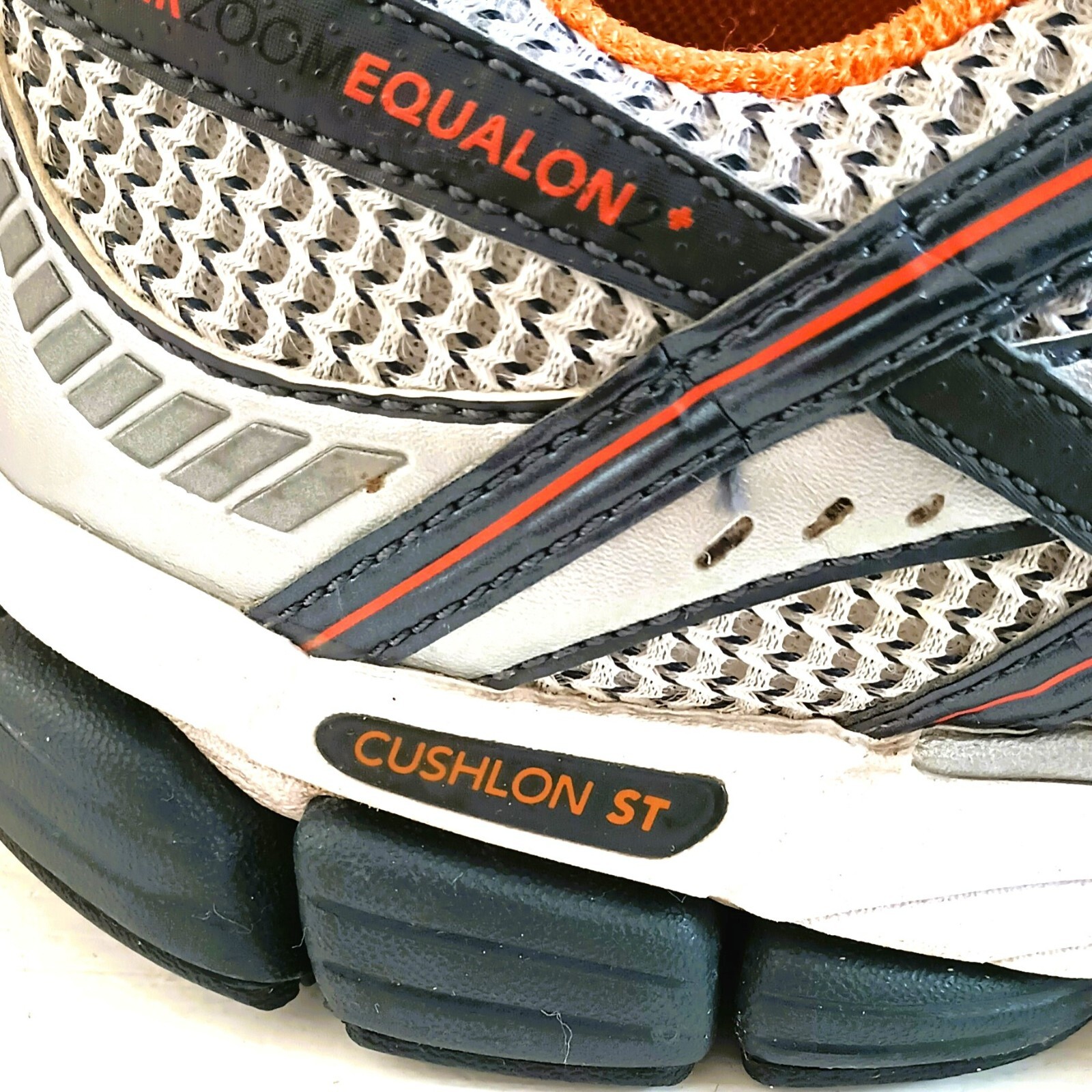 nike zoom equalon 4
