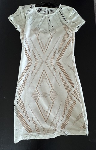 B. Darlin Yvory Women’s Dress Size 7/8 Short Sleeve Distressed Cut Out Cocktail - Picture 2 of 13
