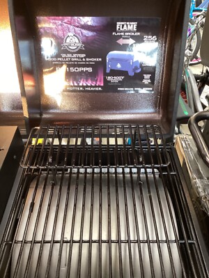 Pit Boss 150pps Tabletop wood Pellet Grill with cover