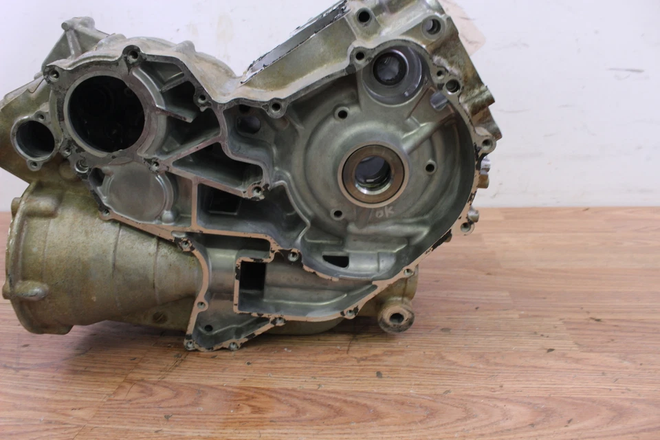 2012 KAWASAKI TERYX 4 KRT750 Engine Cases Motor Main Cases - SET - Image 4 of 4