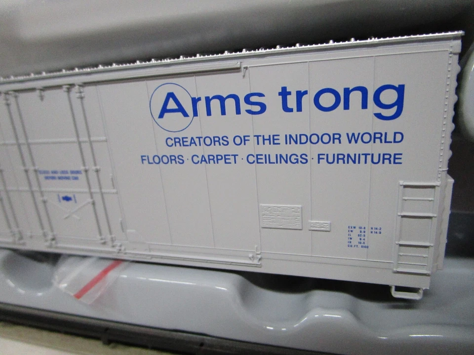 ScaleTrains HO Scale USLX Armstrong Evans 5100 DBL 8' Plug Door Box Car Kit NOS - Image 3 of 4