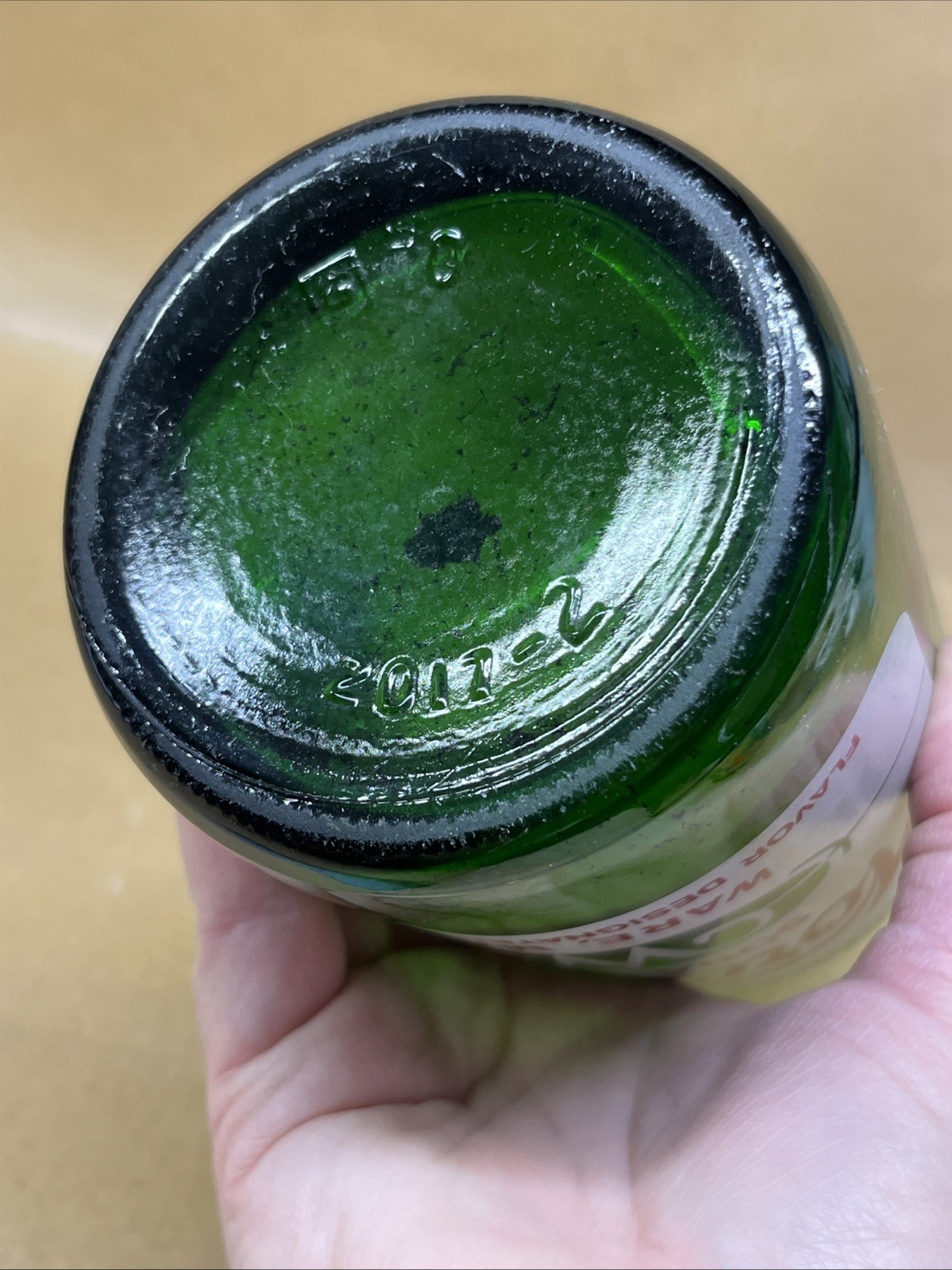 Worcester Soda Co.  Ware, Mass MA  Pint 12 Oz 11” Big Cola Bottle Green