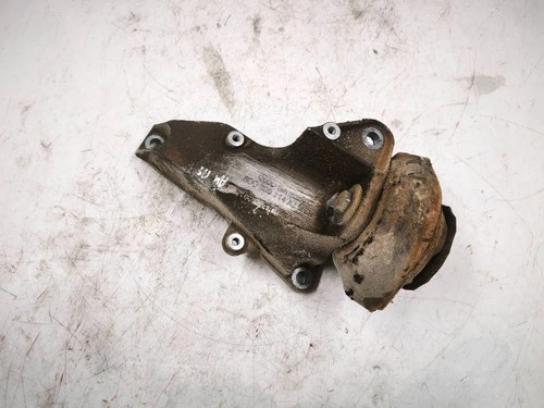 AUDI A4 Avant 8D5, B5 Getriebehalter 8D0399114AJ 1.90 Petrol 195kw 34652728