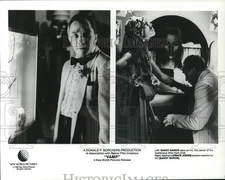 1986 Press Photo Sandy Baron and Grace Jones star in "Vamp." - lrp46678