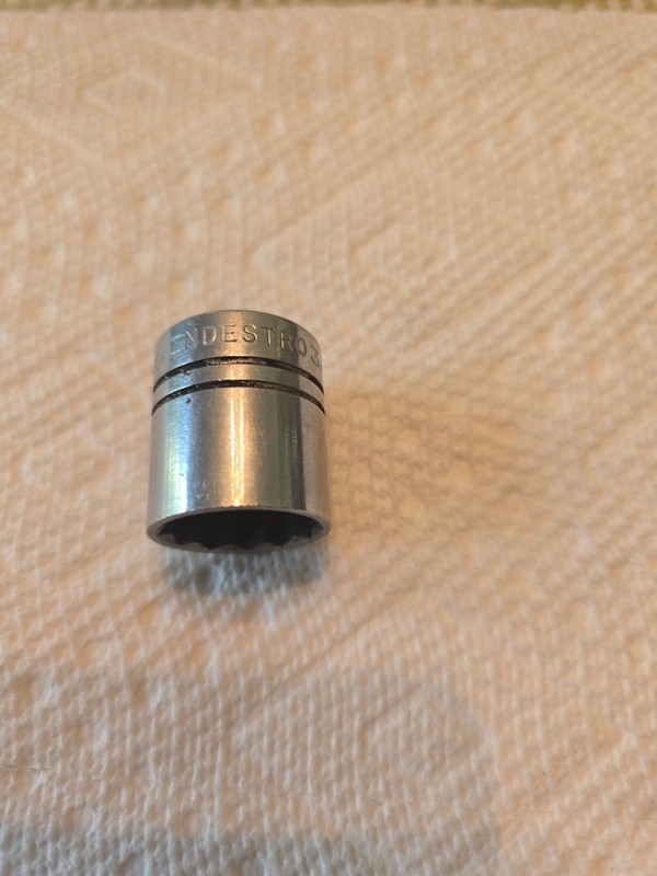 Nice Vintage Indestro 6224 3/4"  Socket, 3/8" Drive, 12 Point