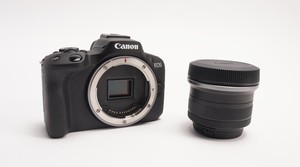 Canon EOS R50 Mirrorless Camera with 18-45mm Lens *PLEASE READ*