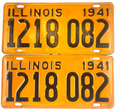 Vintage Illinois 1941 Auto License Plate Set Pair 1218 082 Man Cave Wall Decor