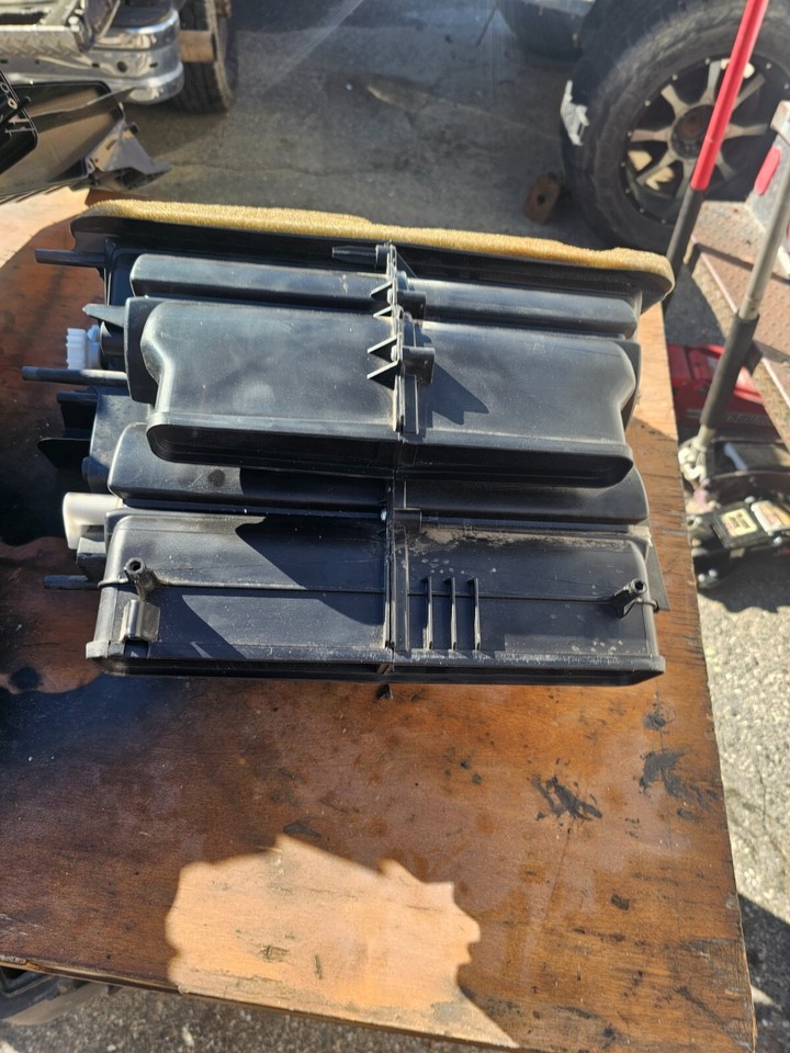 2016 FORD F150 A/C HEATER EVAPORATOR CORE HVAC BLOWER HOUSING BLEND