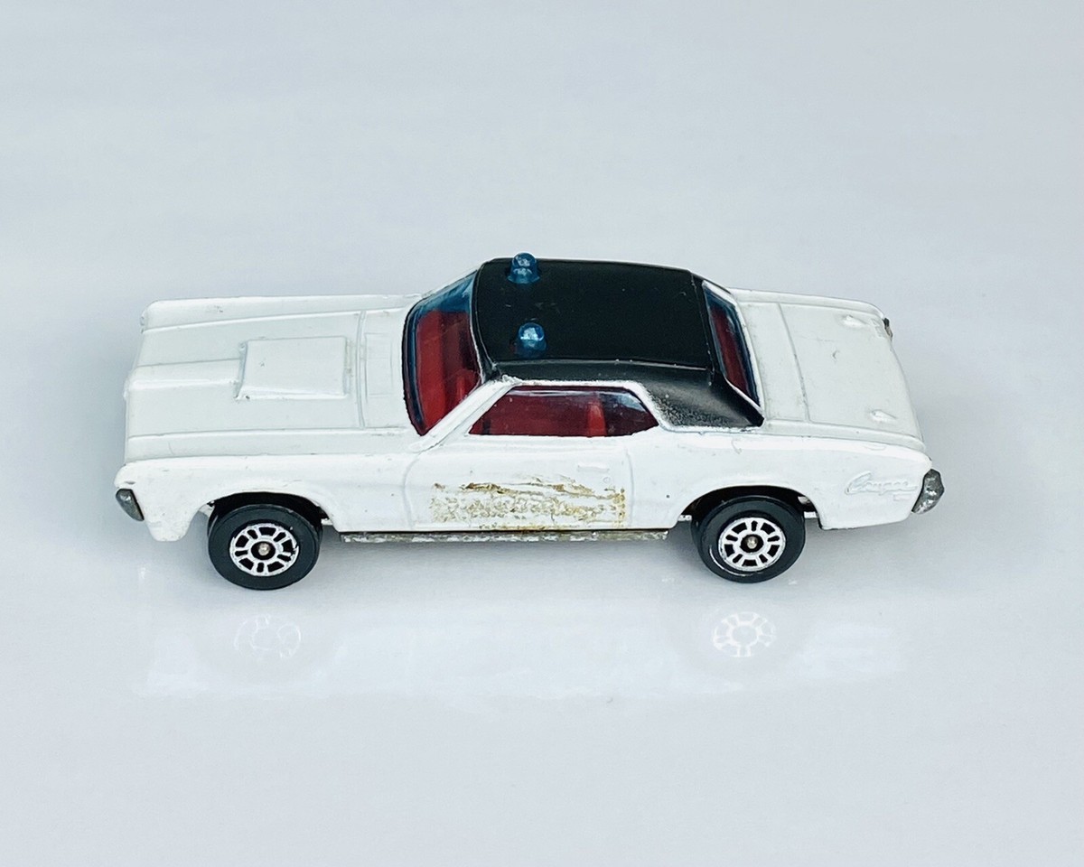 Corgi ミシュラン T-37 ミニカー Corgi Amazon.co.jp: ミシュラン Corgi T-37 コーギー ミニカー