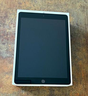 Apple iPad 6. Generation NEUWERTIG!  Kaum benutzt! 128 GB, Space Grau! MR7J2FD/A