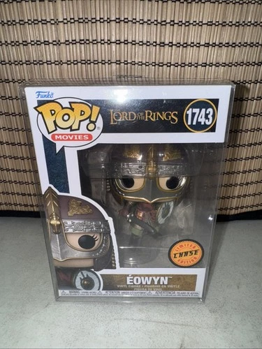 Pop! Movies Lord Of The Rings Éowyn #1743 (Chase) Vinyl Figure W/Protector